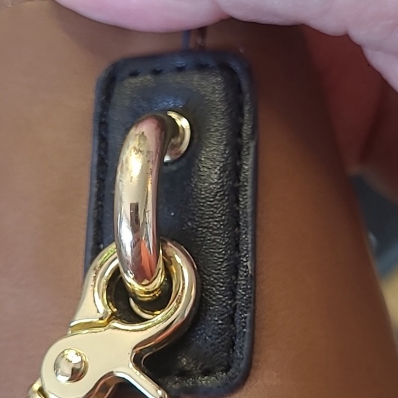 London Fog Cream,  Brown, Navy Striped  Shoulder Bag with Black Handles. - Picture 13 of 14